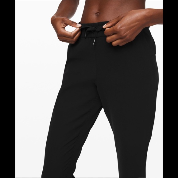 lululemon athletica Pants - Lululemon on the fly pants